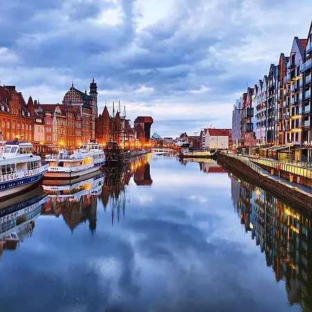 Enjoy! Old Town Apartment